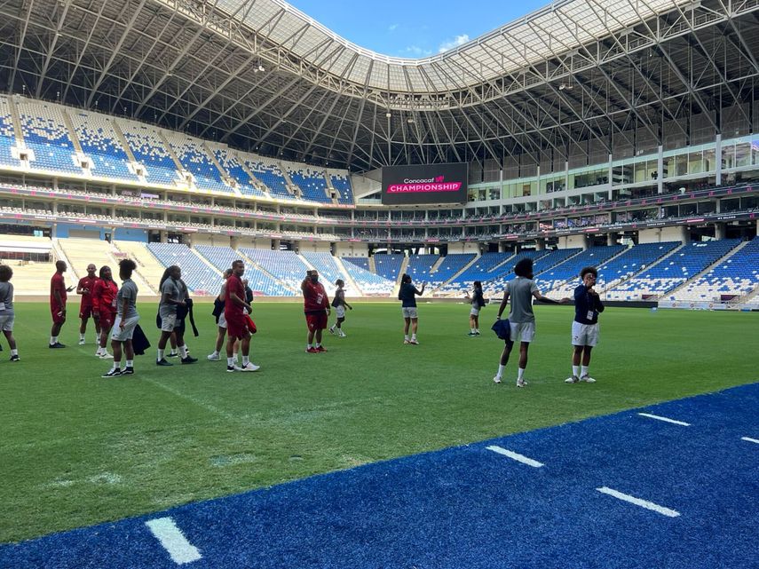 Premundial Femenino: Panamá hace reconocimiento de cancha