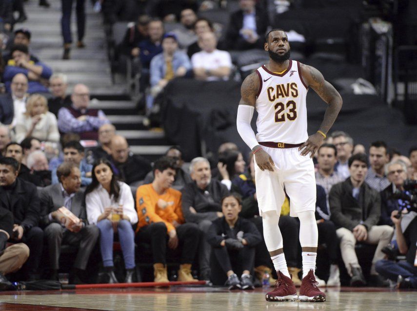 Raptors propinan a Cavs su peor paliza de la campaña