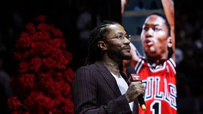 NBA: Bulls retirarán camiseta de Derrick Rose