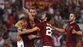 Roma gana al Chievo y alcanza a Juventus