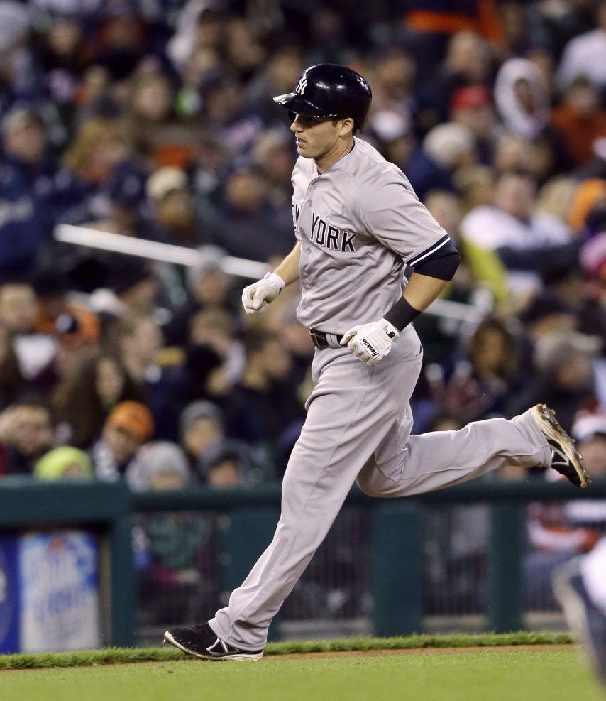 Eovaldi logra su primera victoria con los Yanquis
