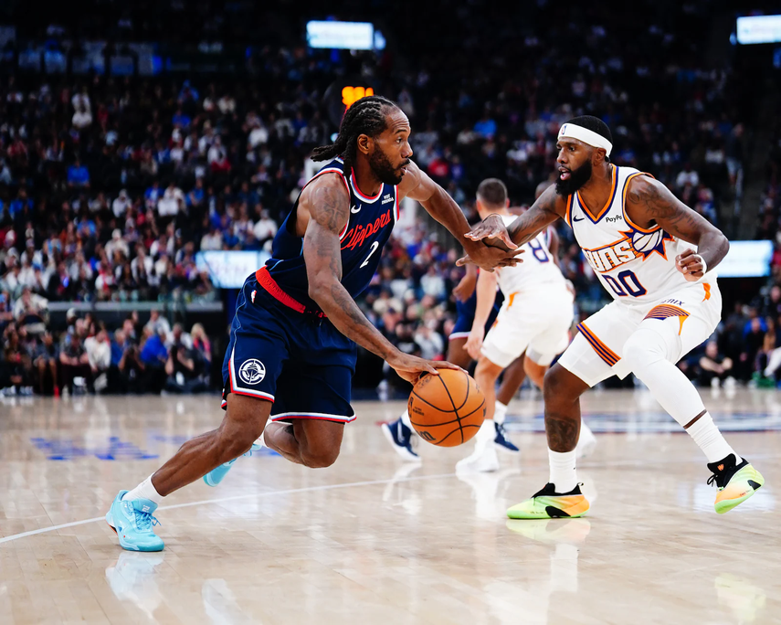 Los Suns suman su cuarta victoria tras vencer a los Clippers en la NBA