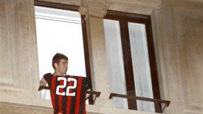 Manchester City acusa al Milan de renegar traspaso de Kaká