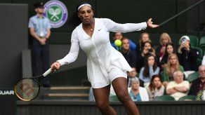 Serena Williams perdió 7-5, 1-6, 7-6 (10/7) contra la francesa Harmony Tan (N. 115 del mundo) en Wimblendon.