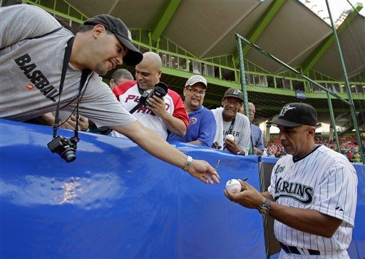 Edwin Rodrí­guez vuelve a Puerto Rico con los Marlins y gana