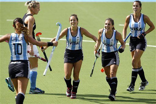 Holanda y Argentina ganan en el trofeo de hockey en Holanda