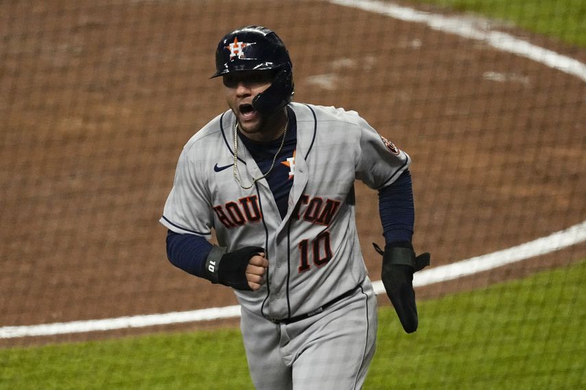 Serie Mundial: Correa y los Astros vienen de atrás y vencen a Bravos