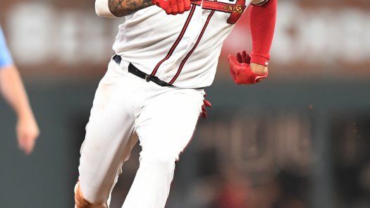 Johan Camargo conecta cuadrangular en victoria de los Bravos de Atlanta