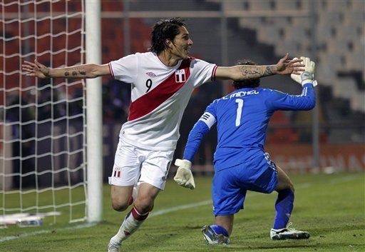 América: Perú doblega 1-0 a México con gol de Guerrero