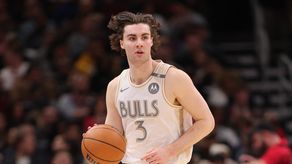 NBA: Chicago Bulls renuevan al australiano Josh Giddey
