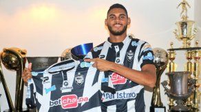 Saed Díaz regresa al Tauro FC luego de vestir la camiseta del Club Deportivo Universitario.