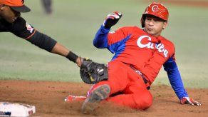El cubano Cepeda jugará con los Gigantes de Yomiuri en liga japonesa de béisbol