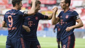 Bayern gana 4-2 en Leverkusen y sigue su racha triunfal
