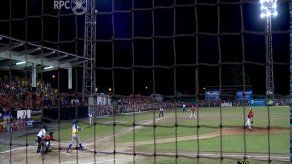 Herrera empata la serie 1-1 ante Los Santos