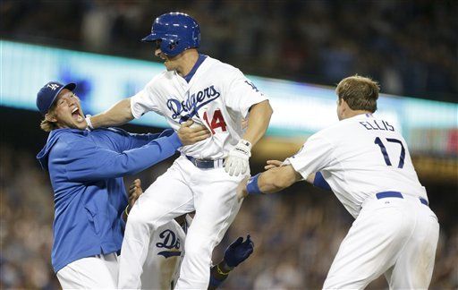 Dodgers define triunfo sobre Yanquis en la 9na