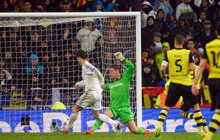 Cristiano Ronaldo iguala récord de goles en una Liga de Campeones (14)