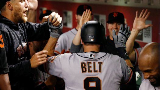 Gigantes vencen a Diamondbacks con jonrón de Belt en el 10mo