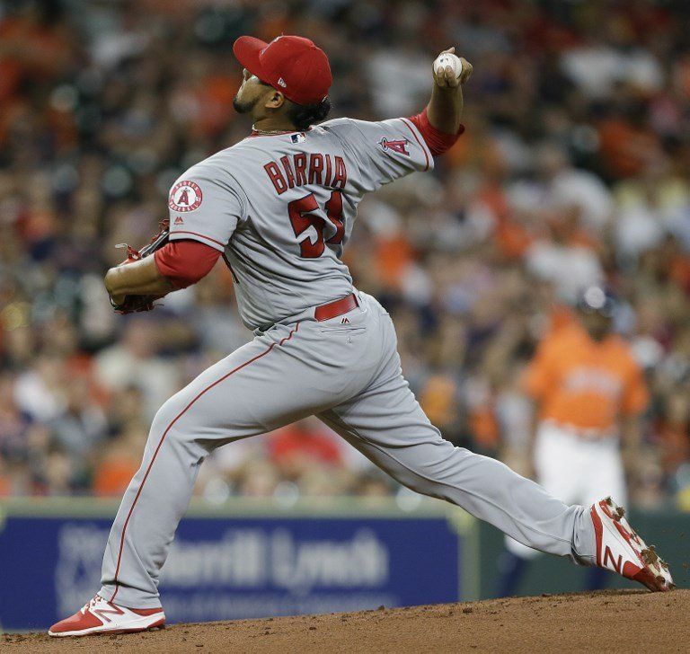 Jaime Barría dominó a los Astros en triunfo de los Angelinos