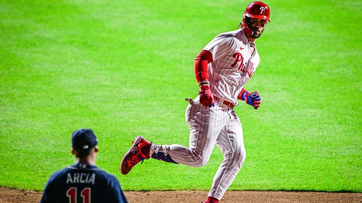 MLB: Phillies conectan 6 HR y se ponen a un triunfo de eliminar a Bravos