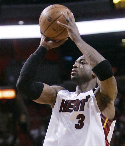 NBA: Heat 96, Bobcats 92; Wade es lí­der anotador