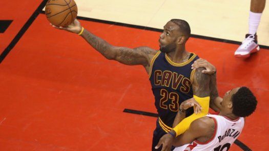 DeRozan y Biyombo controlan a los Cavaliers en la final del Este