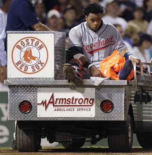 Indios colocan a dominicano Santana en lista de lesionados