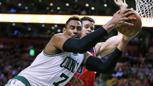 Celtics salen de mala racha con triunfo ante Wizards