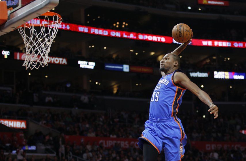 Durant y Westbrook lideran a Thunder y derrotan a Clippers