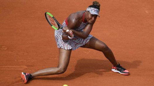 Ostapenko y Venus Williams, primeras víctimas ilustres en Roland Garros