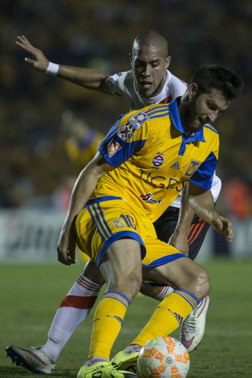 Francés Gignac se lesiona, pero confía jugar ante River