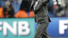 Mundial: Maradona aprueba examen con Argentina