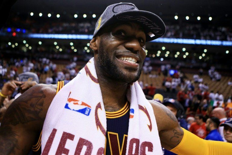 Los Cavaliers derrotan a los Raptors y jugarán la final de la NBA
