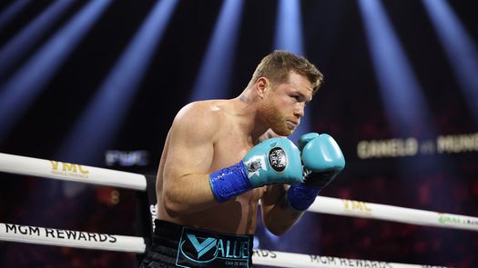 ¿Cuál es el récord del mexicano Canelo Álvarez?