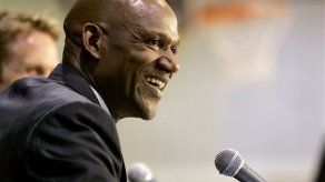 Suns presentan a nuevo técnico