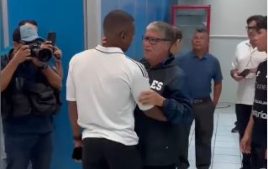 El Salvador vs Selección de Panamá: El destacado momento entre Nicolás Muños y Bolillo Gómez