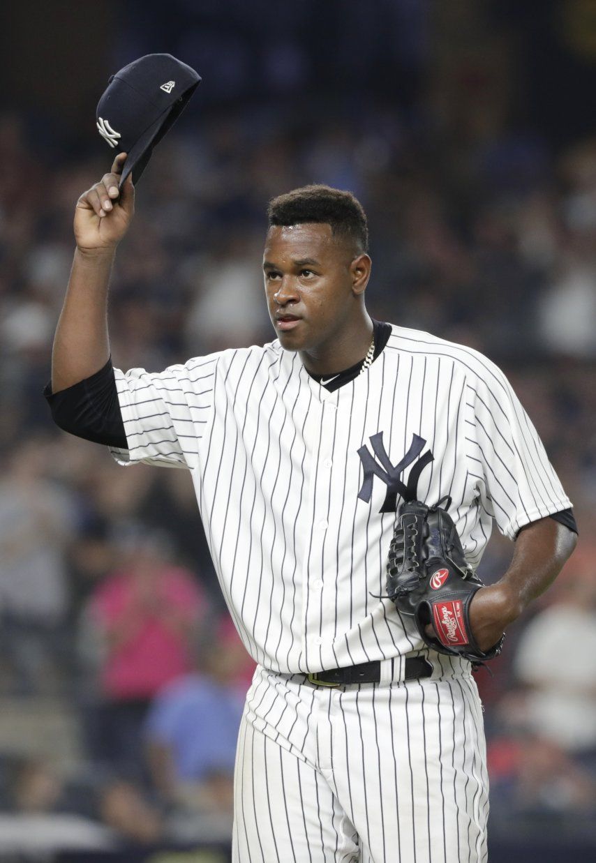 Hicks pega 3 jonrones y Yanquis ganan 11-1 a Medias Rojas