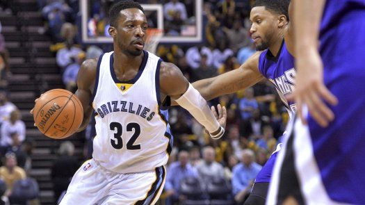 Green anota 29 y Grizzlies superan a Kings