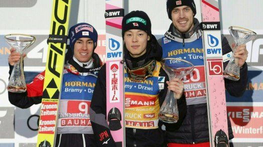 Kobayashi triunfa también en Innsbruck en los Cuatro Trampolines