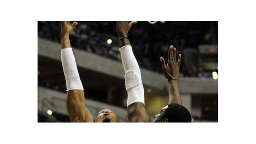 NBA: Hornets 101, Pacers 96; Paul deja ir triple-doble