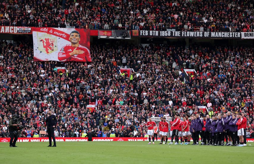 Manchester United se despide a Casemiro y Bruno Fernandes hace historia