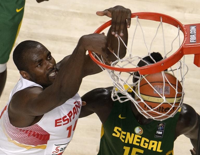 España se clasifica para cuartos al ganar 89-56 a una voluntariosa Senegal