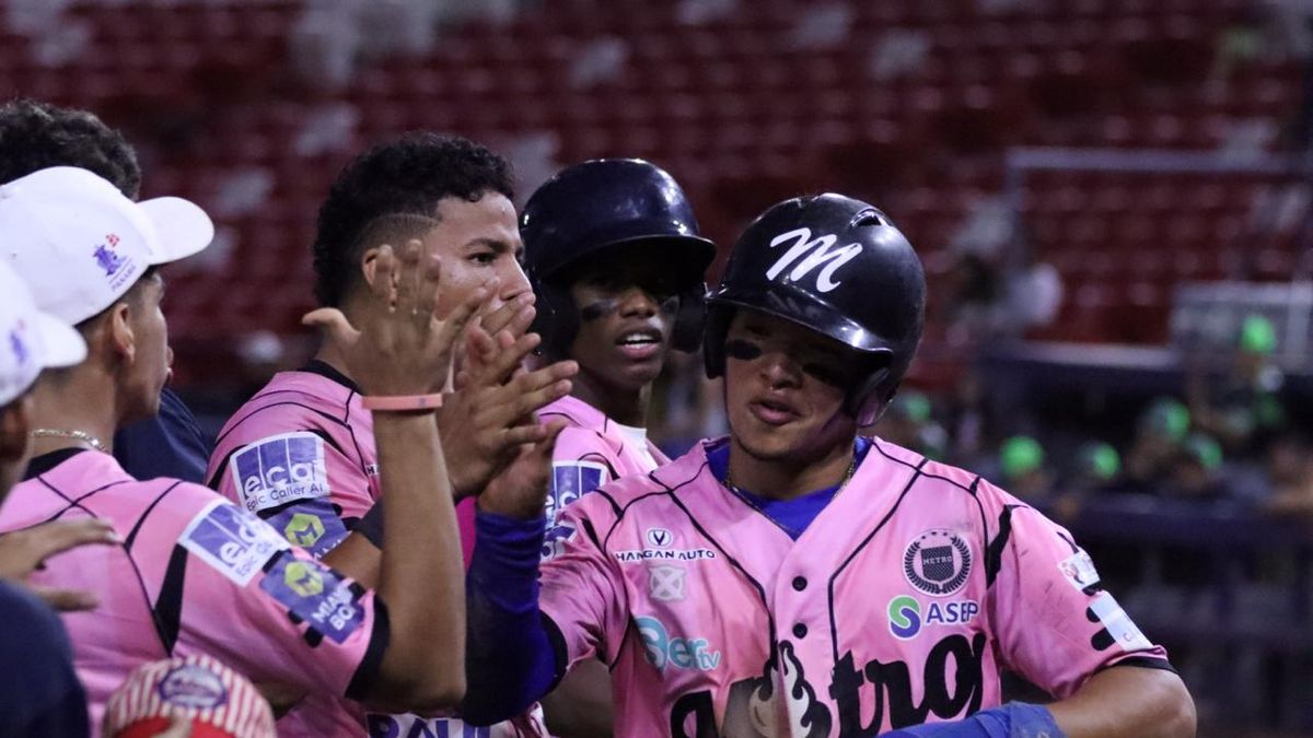 Béisbol Juvenil 2024: Panamá Metro celebra que está en la final