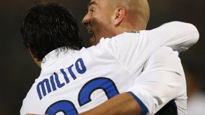 Argentinos Milito y Cambiasso le dan el triunfo al Inter