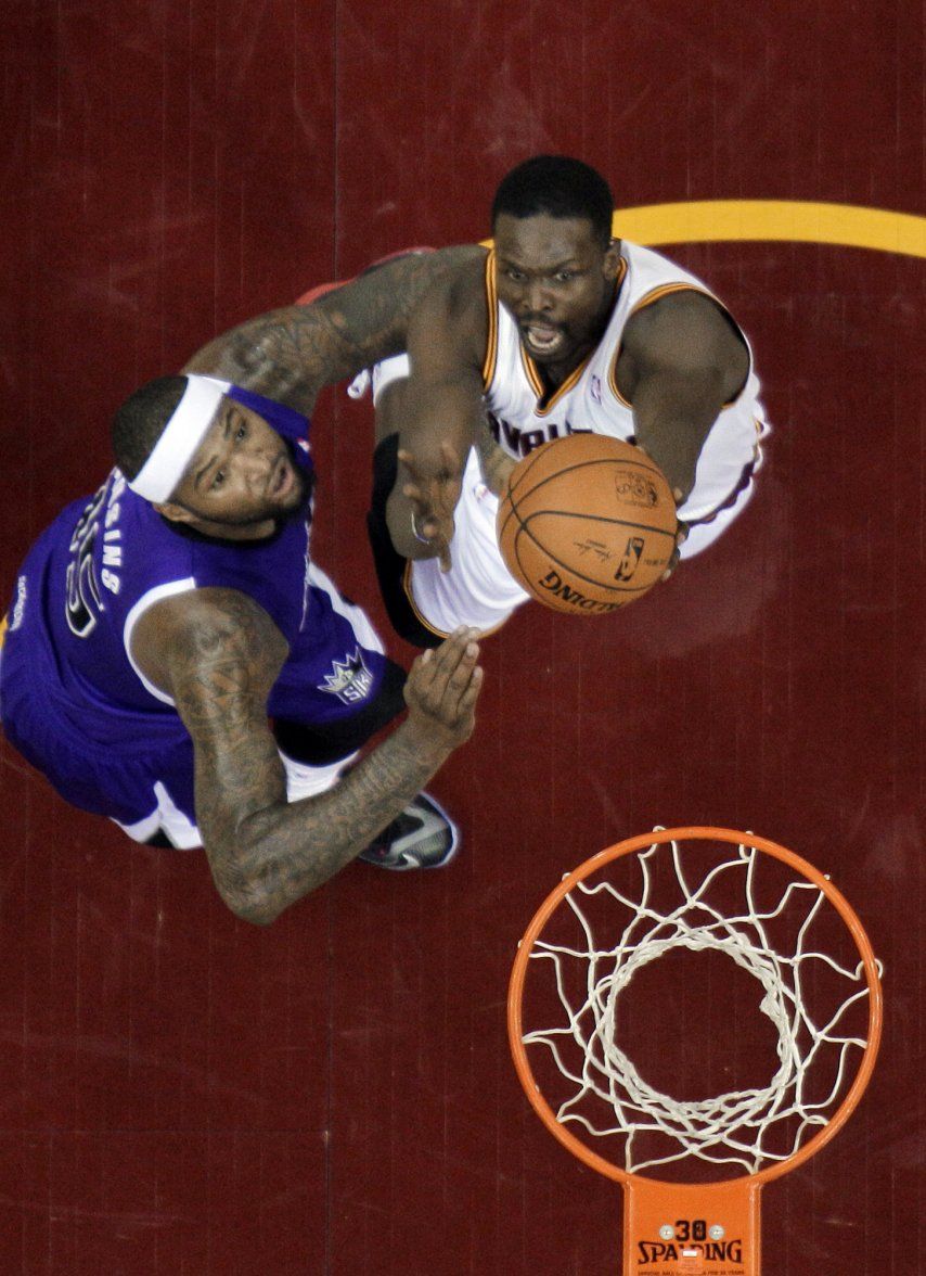 Cavs vengan derrota ante Kings