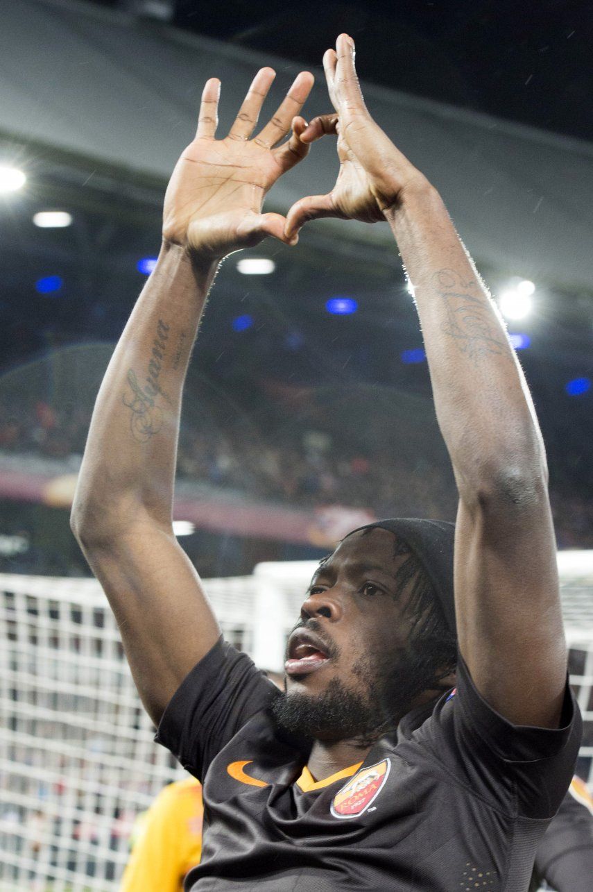 Roma lidera asalto de 5 italianos a octavos en Liga Europa