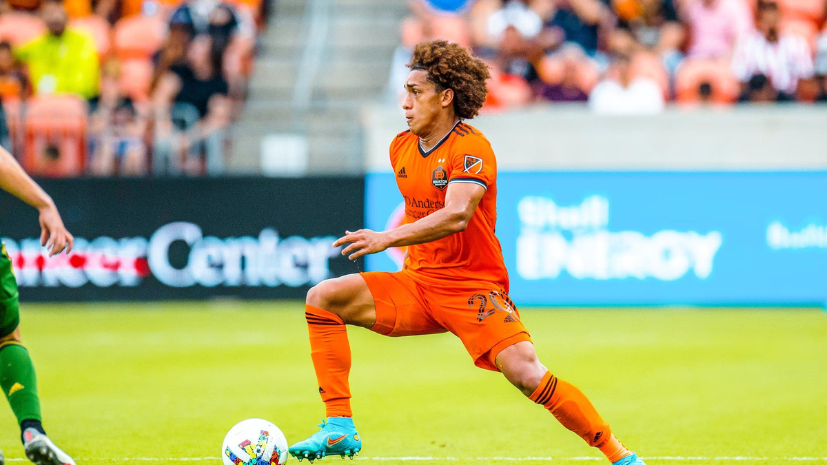 Adalberto Carrasquilla ¿Cuándo vuelve a jugar con el Houston Dynamo?