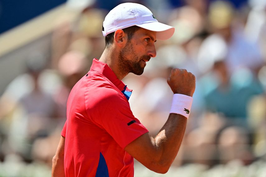 París 2024: Novak Djokovic vence a Rafa Nadal en individuales