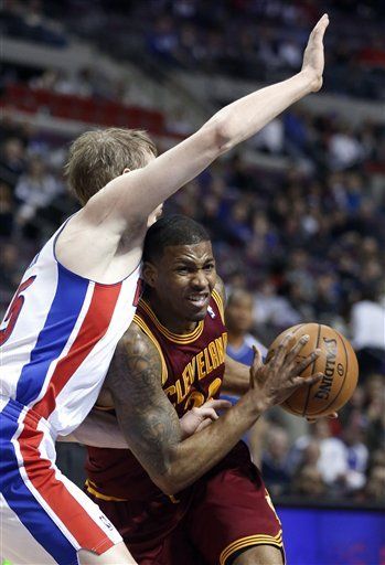Pistons vapulean 117-99 a Cavaliers