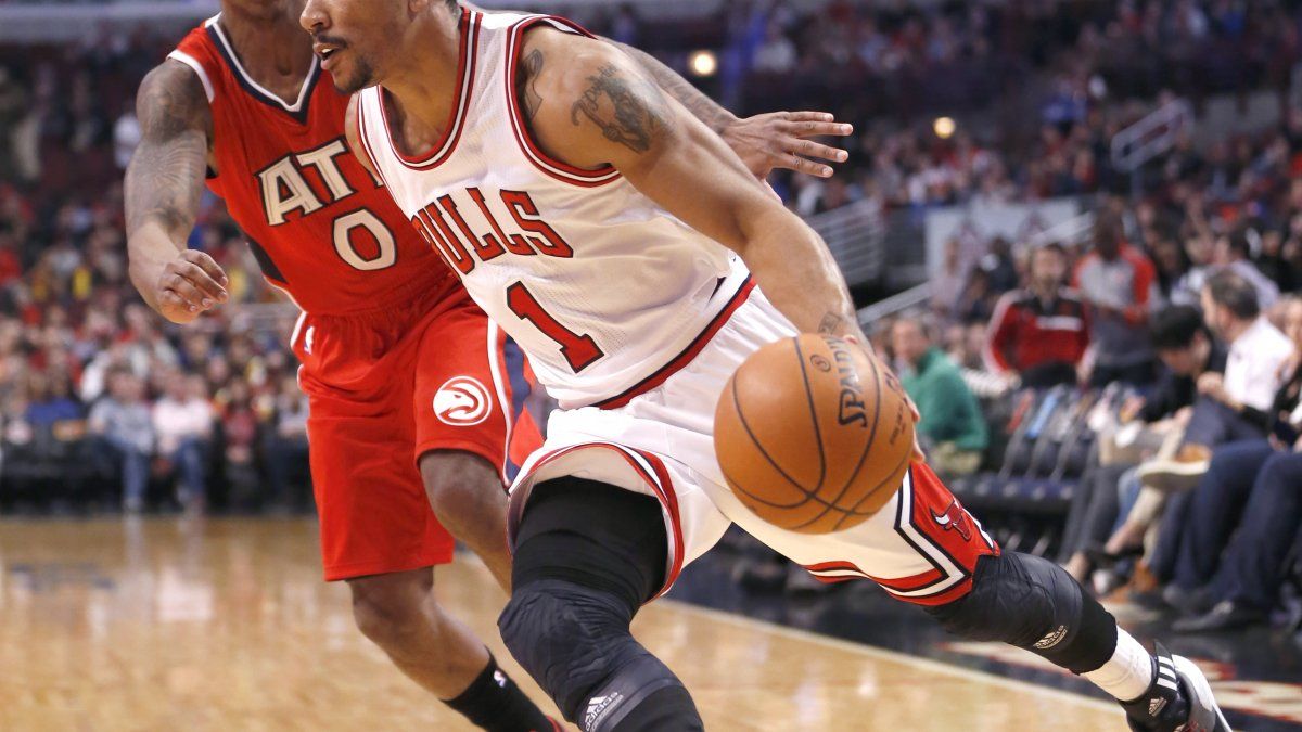 Bulls remontan, vencen a Hawks y terminan 3ros en el Este