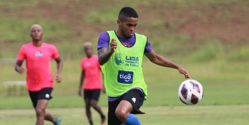 César Yanis estará disponible para la J3 del Clausura 2022